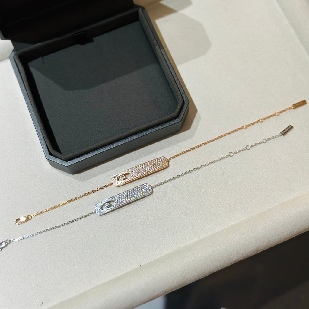 [Twinkle ]MOVE CLASSIQUE DIAMOND PAVED BRACELET