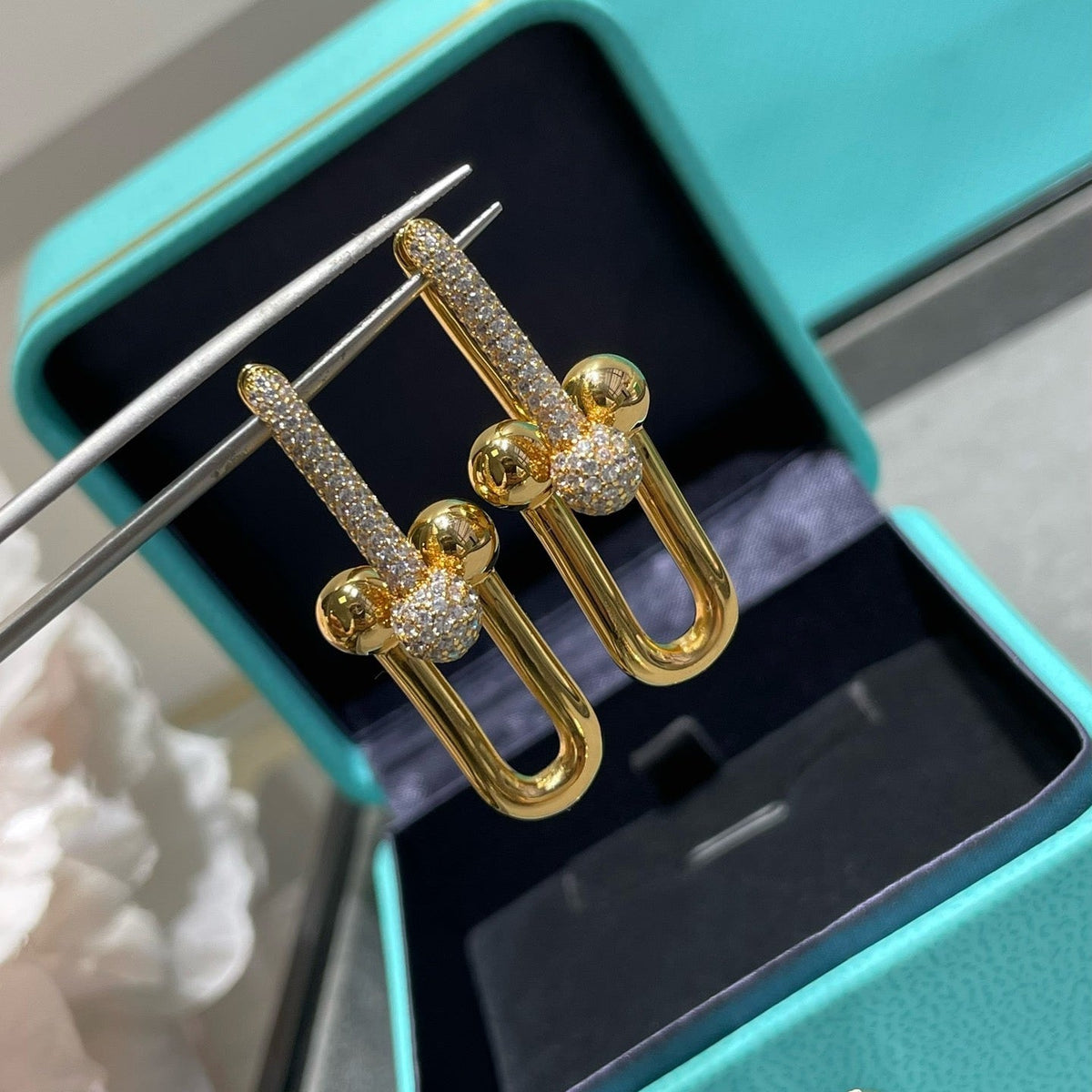 [Twinkle ] TF U-shaped diamond earrings