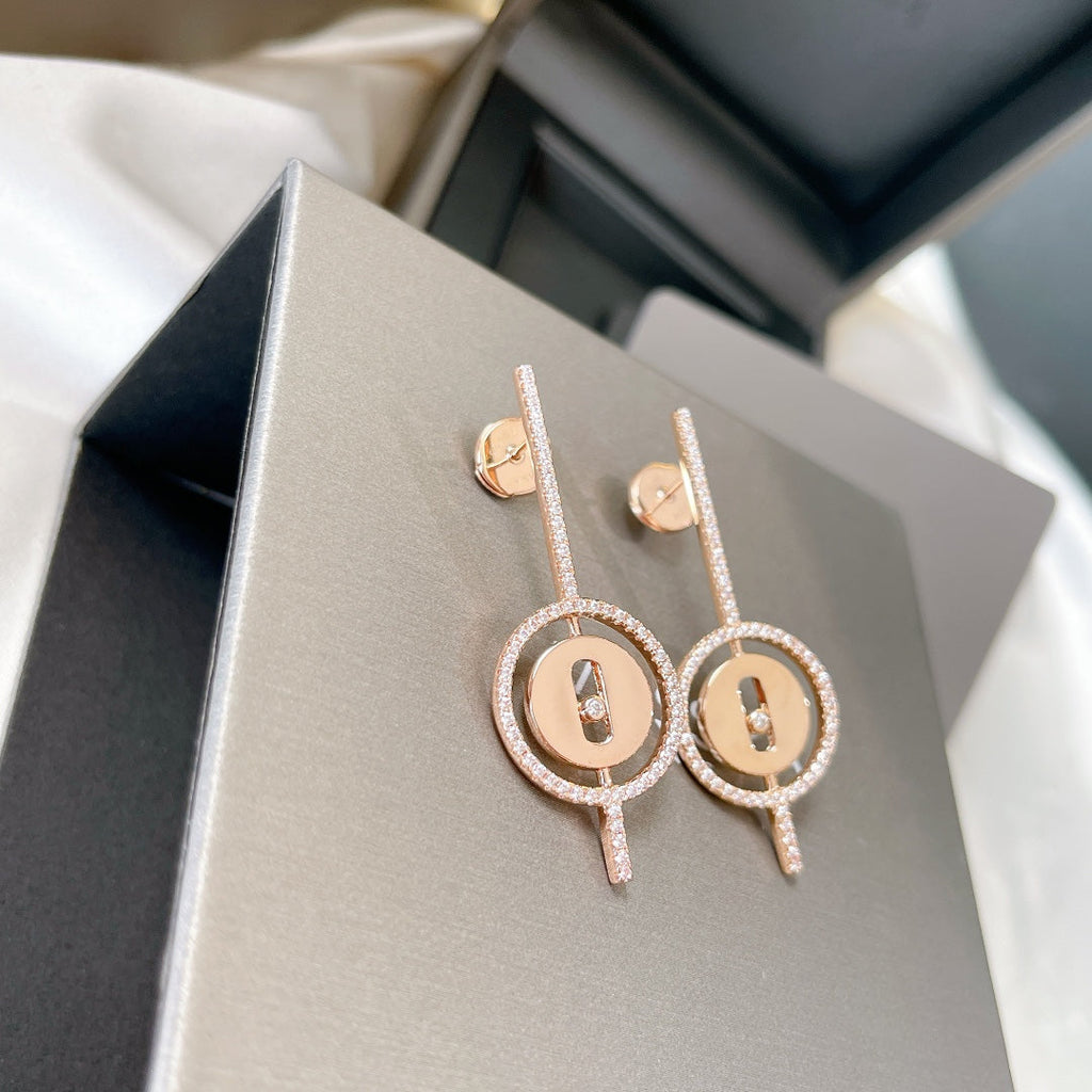 [Twinkle ]Twinkle MOVE ARROW PINK GOLD DIAMOND EARRINGS