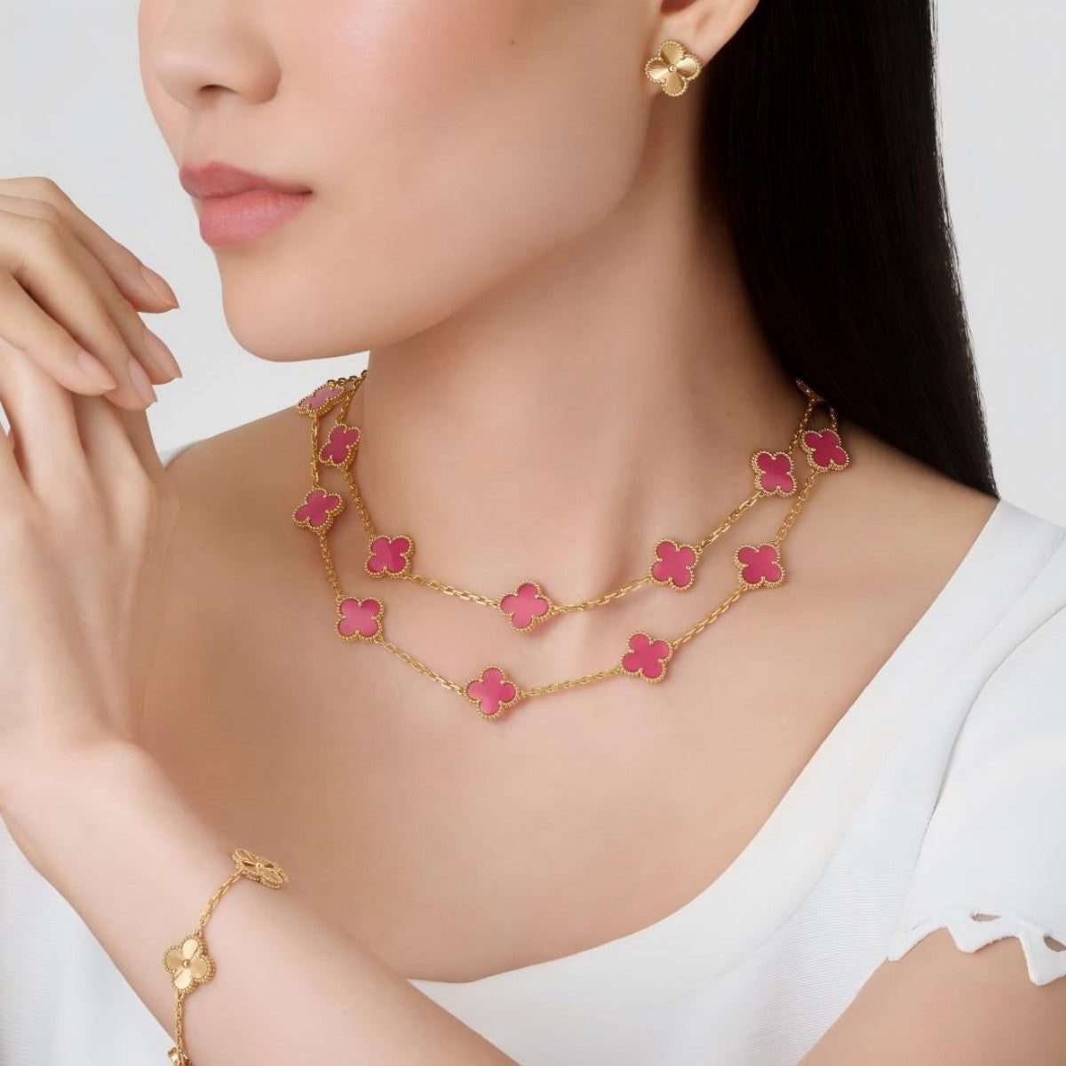 [Demo] NEW CLOVER 20 MOTIFS PINK ENAMEL NECKLACE