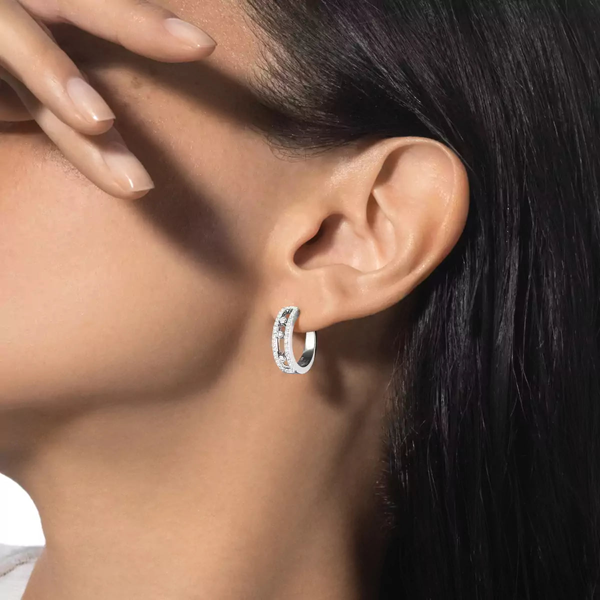 [Twinkle ]Diamond Pave_ Hoop Earrings Move